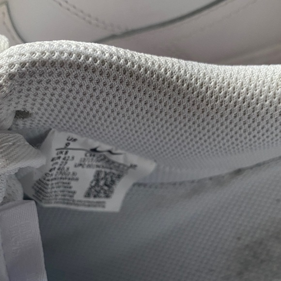 Nike White Sneakers - Picture 5 of 6